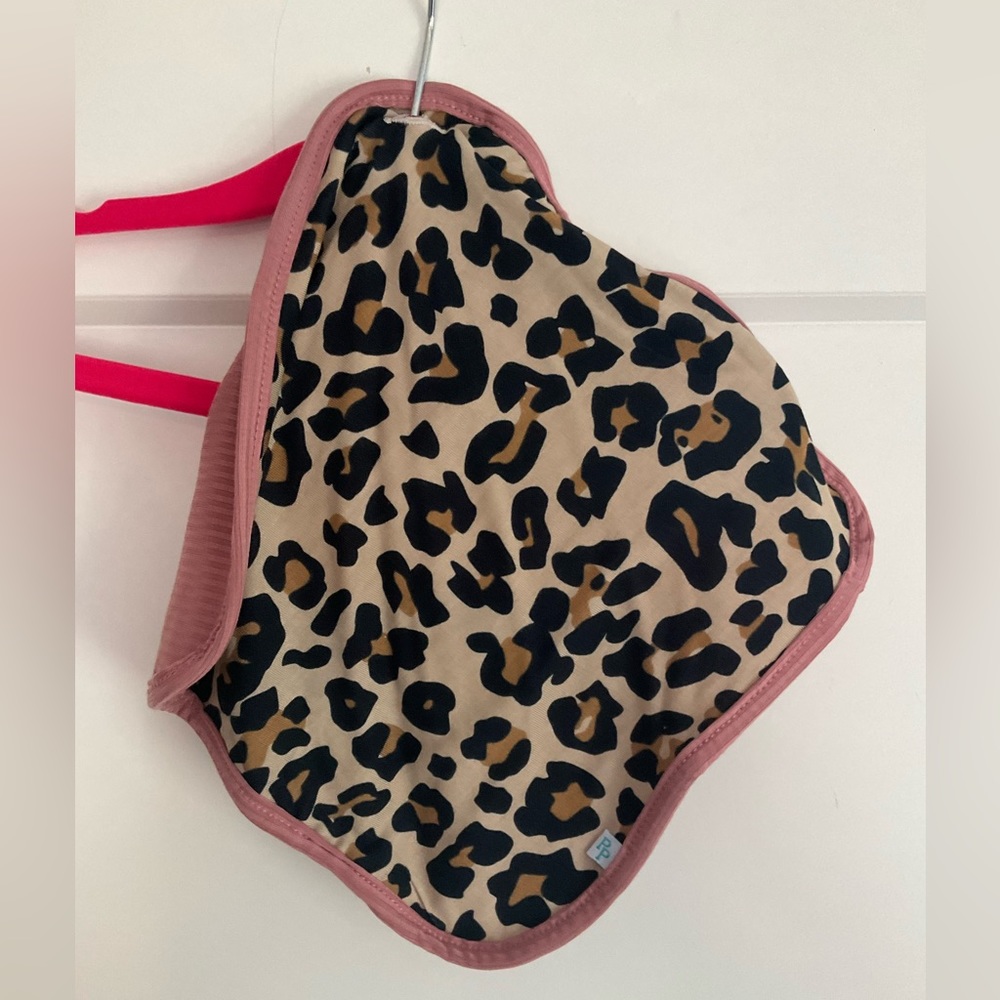 NWOT Posh Peanut Lana Leopard And Blush ribbed lovey